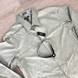 NWT Claiborne Green Long Sleeve Button Up Modern Fit Shirt Men's Size 18 - 34/35